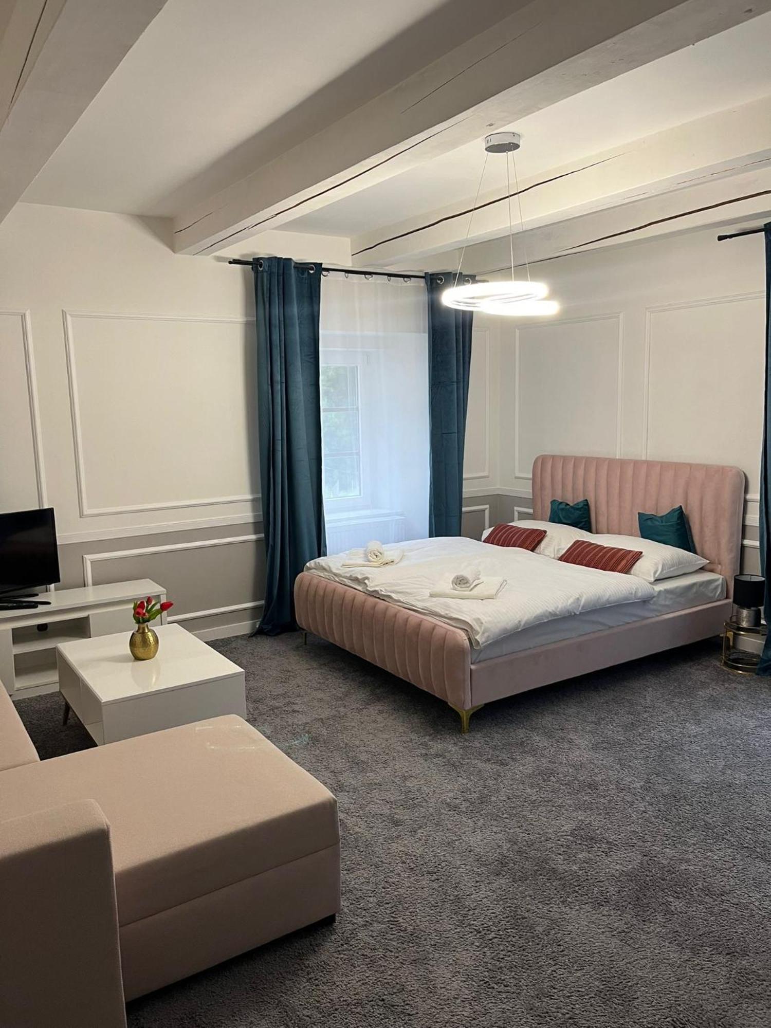 Boutique Hotel Posta Rl 오라우스키 포자모크 외부 사진